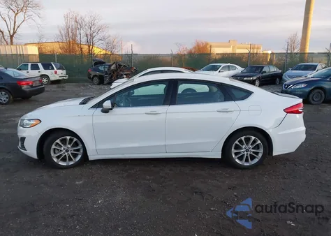 2020 Ford Fusion Hybrid Se z USA, uszkodzony, nr VIN 3FA6P0LU8LR183176